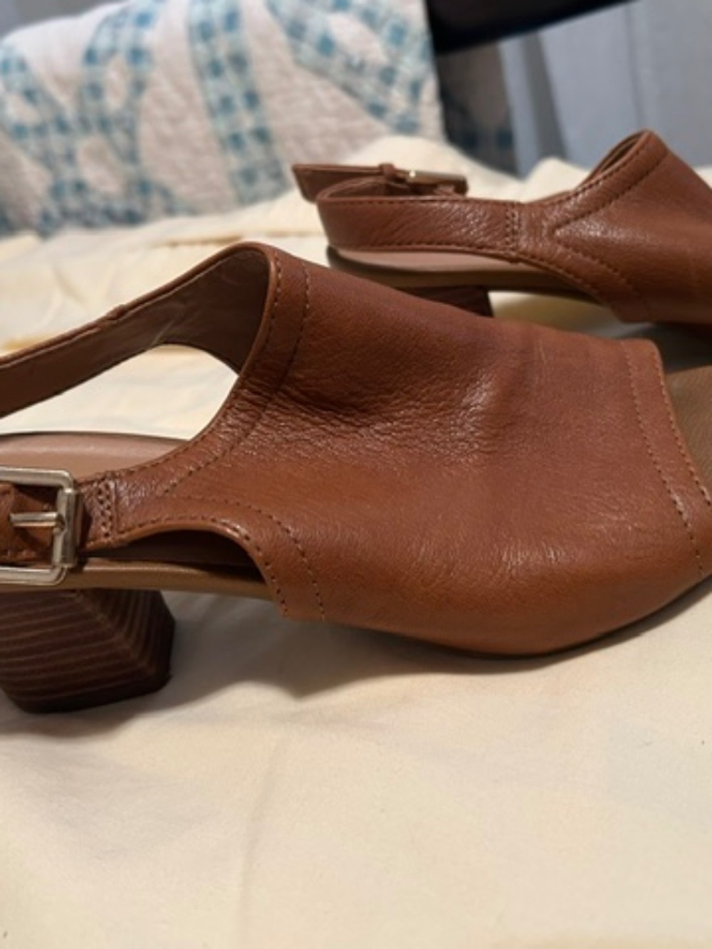 Franco Sarto leather open toe mules (US 8)